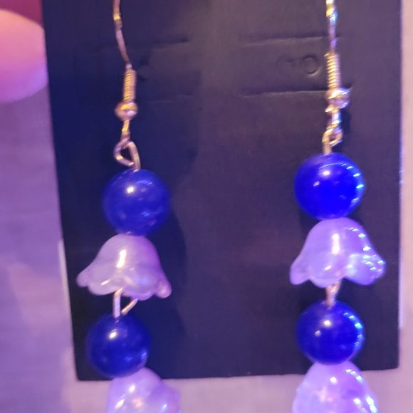 Flower Bell Glass Earrings with glass beads and 14K gold hooks - Picture 3 of 4